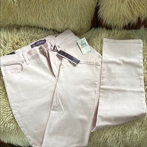Gloria Vanderbilt Soft Pink 10P Short Pants
